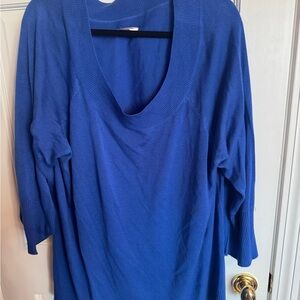 Women's Blue Knit Top